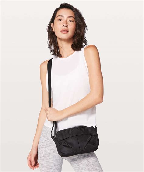 loulu crossbody bag|lululemon crossbody unisex.